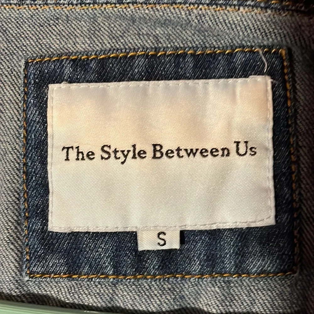 Jean Jacket - Picture 2 of 3